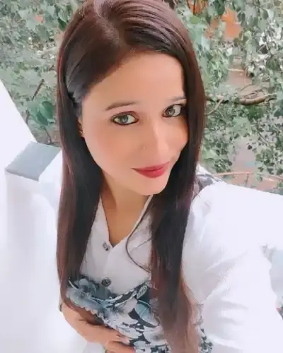 Call Girls in Nadbai